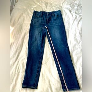 High waisted, 360degree next level stretch, skinny jeans